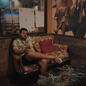 Meet your Posher, Alejandro